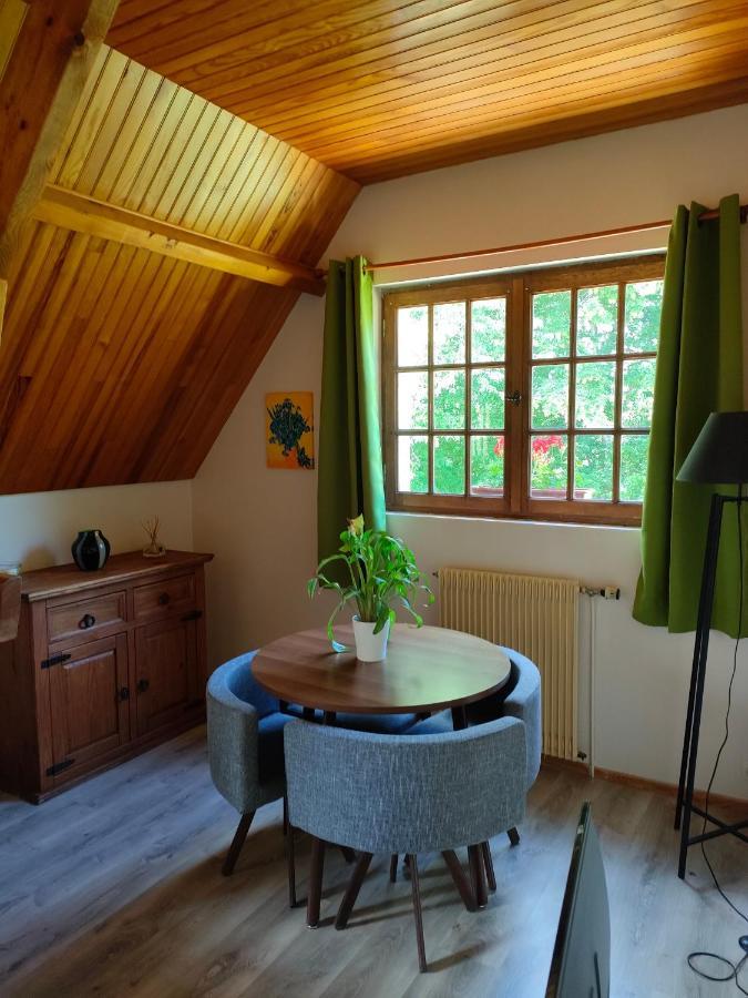 Haras Des Buissonnets Apartment Bois-Anzeray Exterior photo